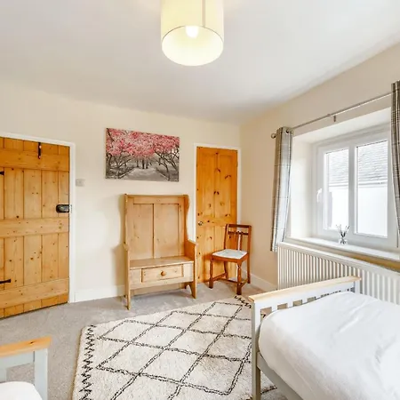 Ashfold Holiday home